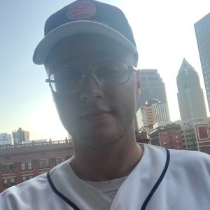 Meet your Posher, Jay